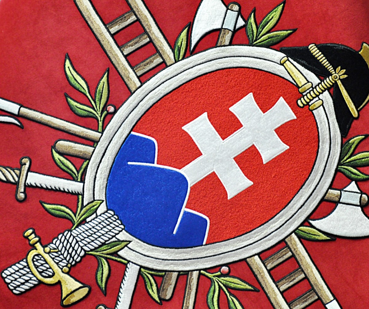 Výšivka štátneho znaku Slovenskej republiky.