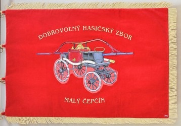Vyšívaná hasičská zástava DHZ Malý Čepčín (avers).