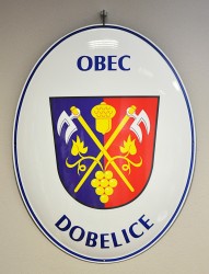 Smaltovaný ovál obecný, s názvom a znakom obce