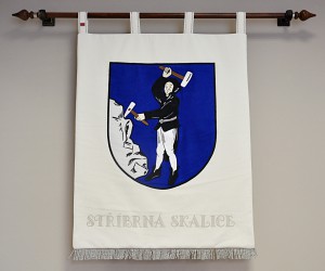 Veľký znak obce Strieborná Skalica